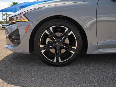 Used 2023 Kia K5 GT-Line image 11