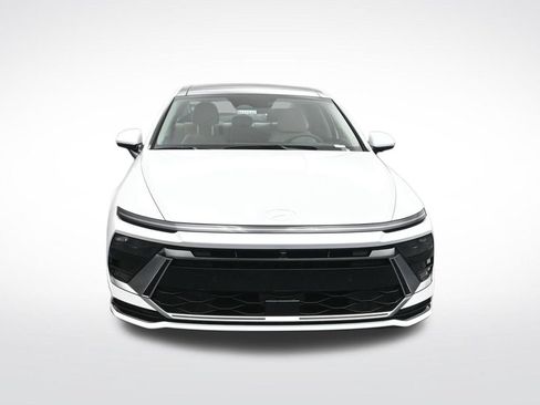 New 2026 Hyundai Sonata Limited FWD image 9