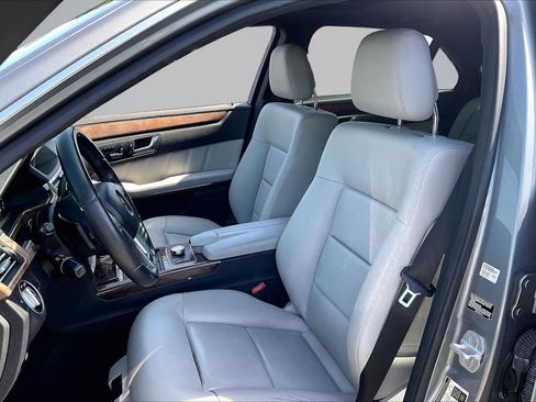 Used 2013 Mercedes-Benz E 350 Sedan w/ Premium 1 Pkg image 25
