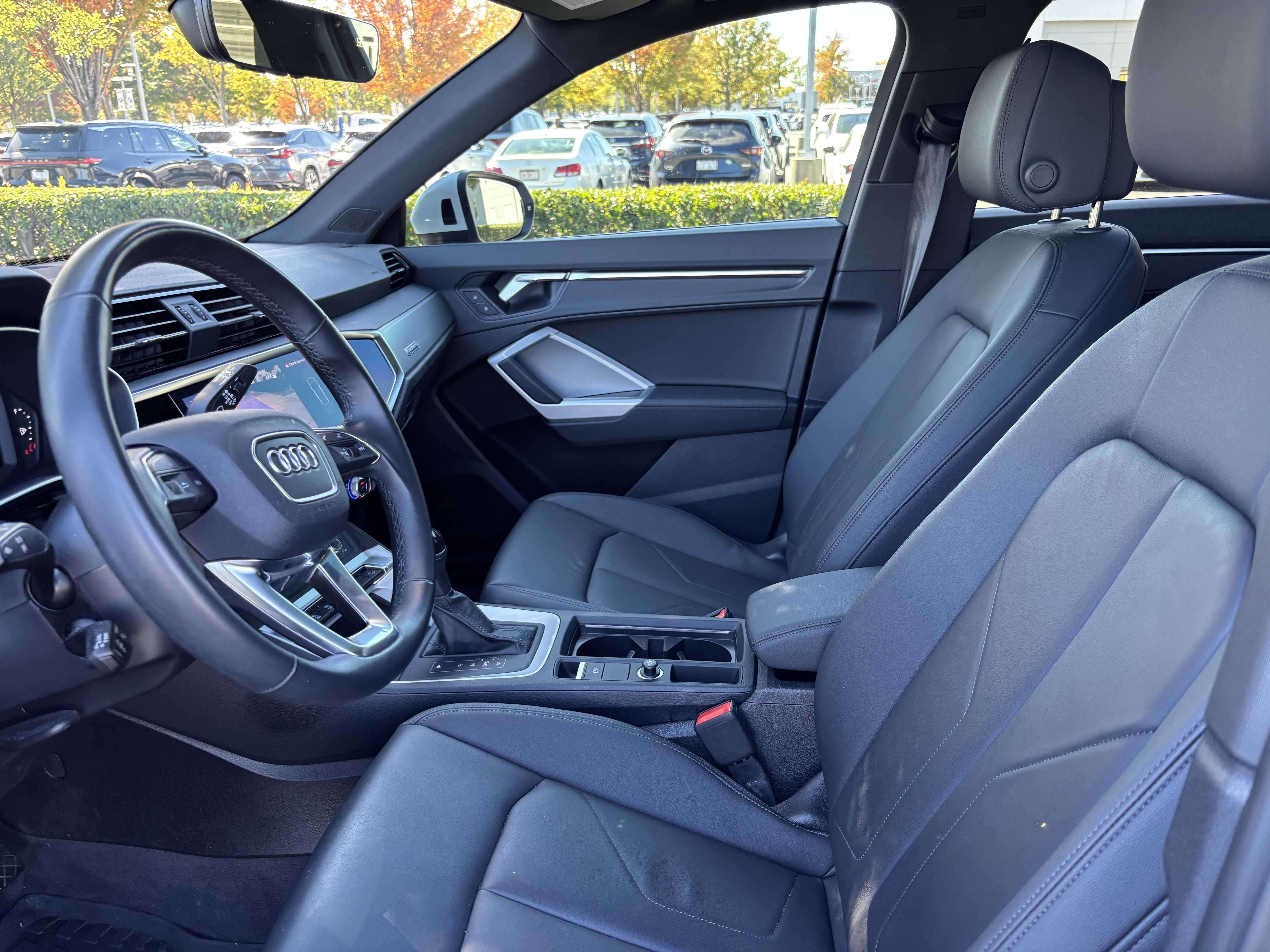 Used 2024 Audi Q3 2.0T Premium AWD/4WD image 16