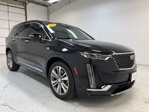 Used 2021 Cadillac XT6 Premium Luxury w/ Platinum Package AWD/4WD image 8