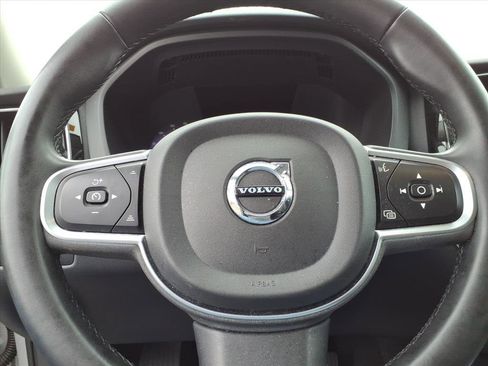 Certified 2023 Volvo XC60 B5 Core w/ Climate Package image 21