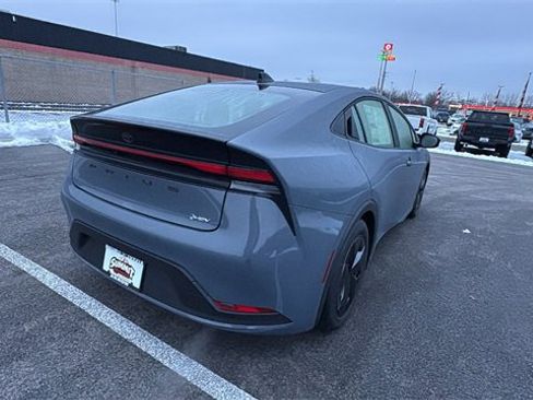 New 2026 Toyota Prius LE image 5