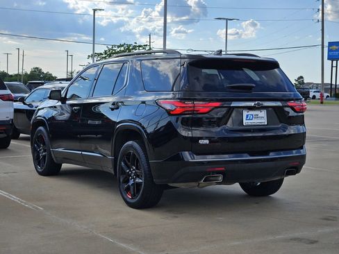 Used 2023 Chevrolet Traverse Premier w/ Redline Edition AWD/4WD image 6
