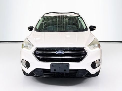 Used 2017 Ford Escape Titanium image 4