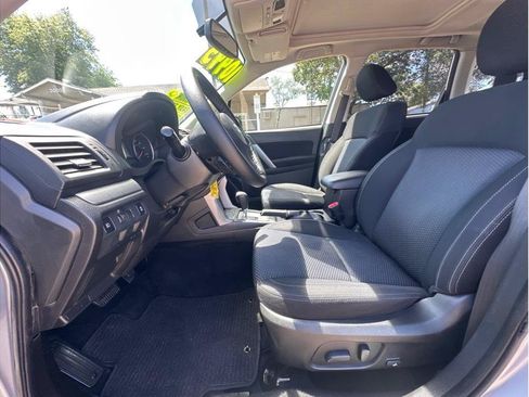 Used 2014 Subaru Forester 2.5i Premium AWD/4WD image 14