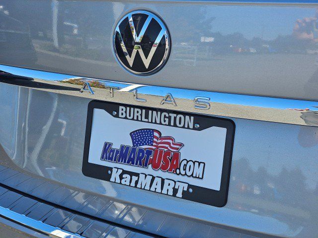 Used 2023 Volkswagen Atlas SEL AWD/4WD image 17