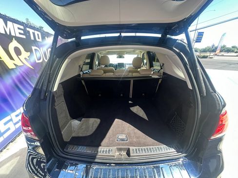 Used 2018 Mercedes-Benz GLE 350 w/ Premium 1 Package image 28