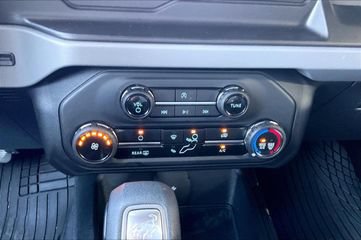 Used 2023 Ford Bronco 2-Door AWD/4WD image 18
