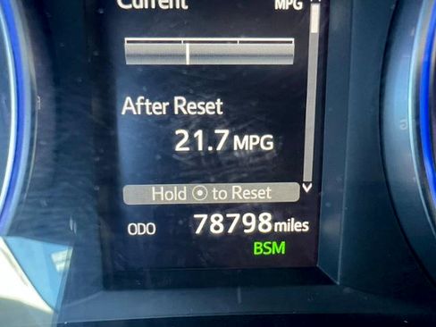 Used 2018 Toyota Highlander XLE AWD/4WD image 24