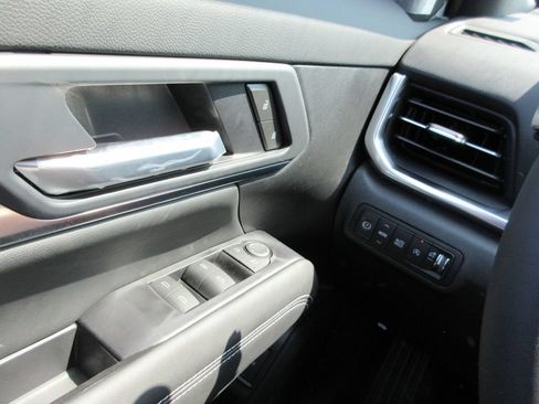 New 2027 GMC Terrain Elevation w/ Elevation Premium Package FWD image 12