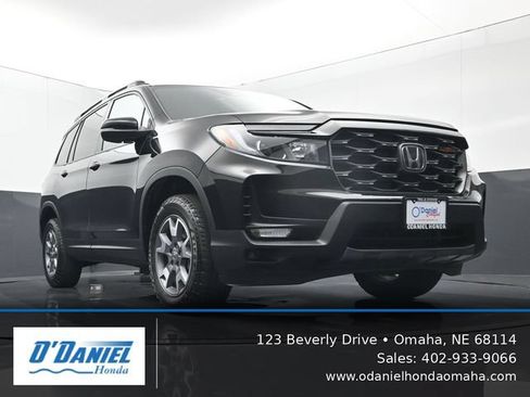 Used 2023 Honda Passport TrailSport image 14