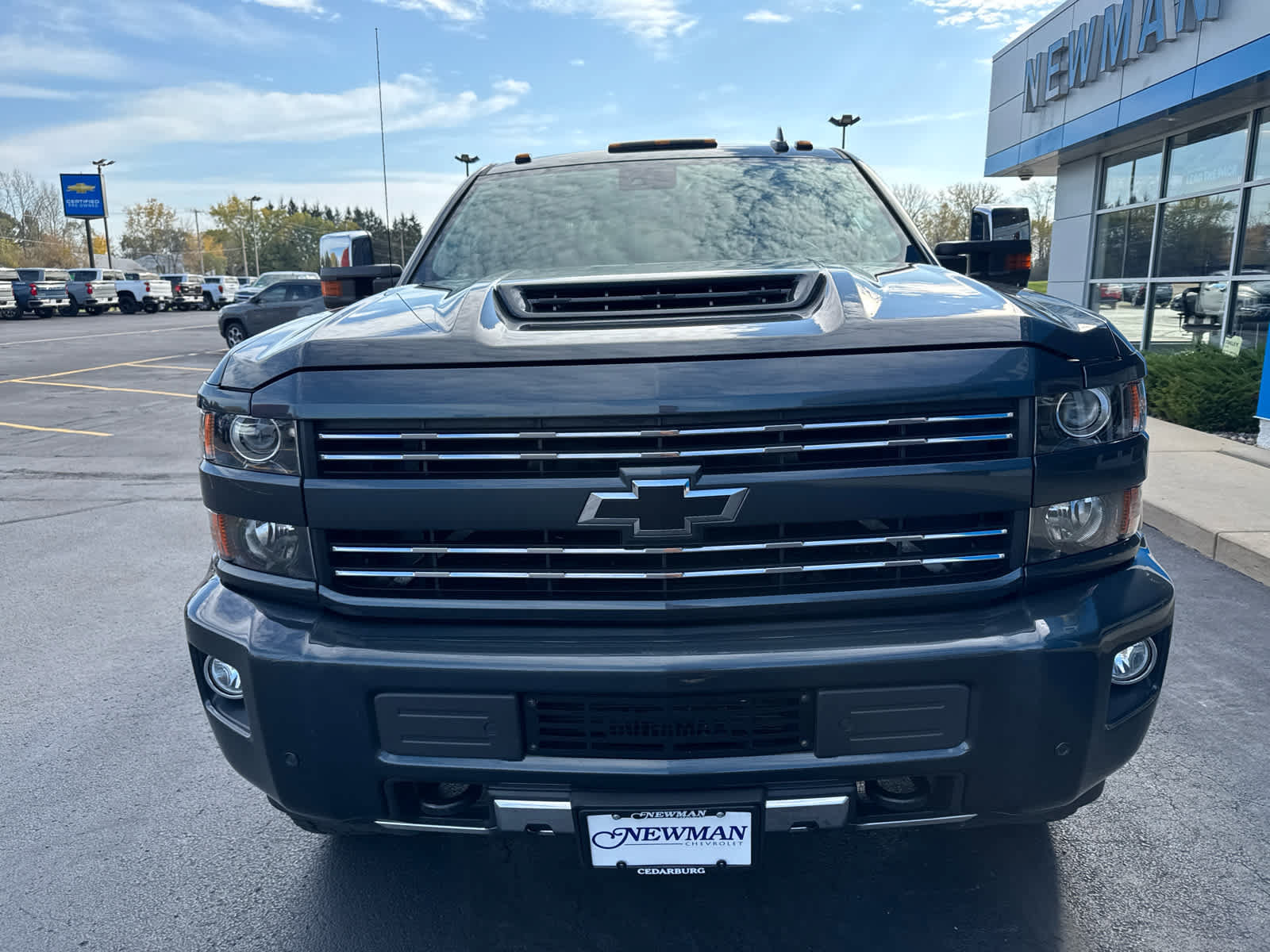 Used 2017 Chevrolet Silverado 2500 High Country w/ Duramax Plus Package AWD/4WD image 13