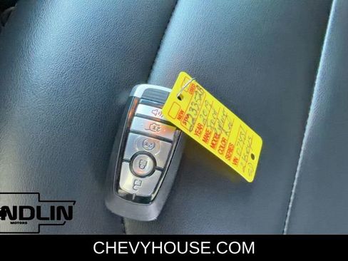 Used 2019 Ford Explorer XLT w/ Equipment Group 202A FWD image 38