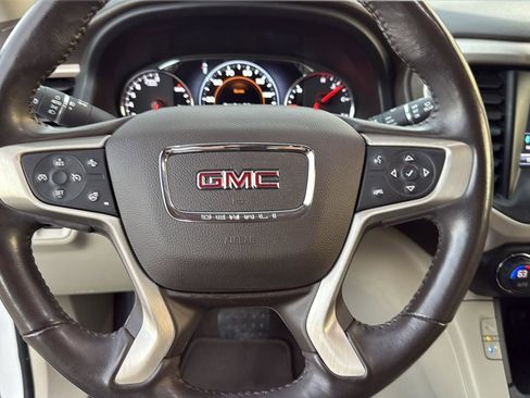Used 2019 GMC Acadia Denali w/ Technology Package image 15