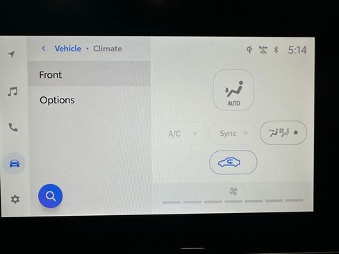 Used 2025 Toyota Camry LE image 31