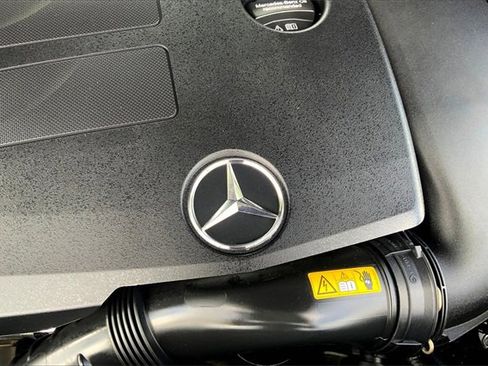 Used 2022 Mercedes-Benz GLC 300 image 29