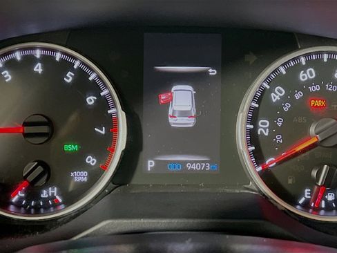 Used 2021 Toyota RAV4 XLE image 22