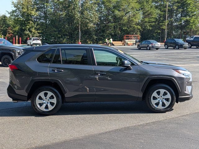 Used 2024 Toyota RAV4 LE FWD image 8