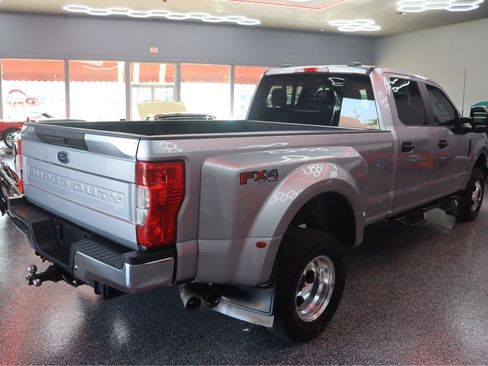 Used 2022 Ford F350 XL w/ STX Appearance Package AWD/4WD image 5