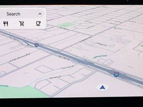 Used 2023 Chevrolet Colorado LT w/ LT Convenience Package III image 18