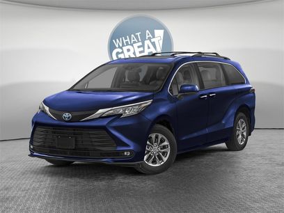 New 2026 Toyota Sienna XLE