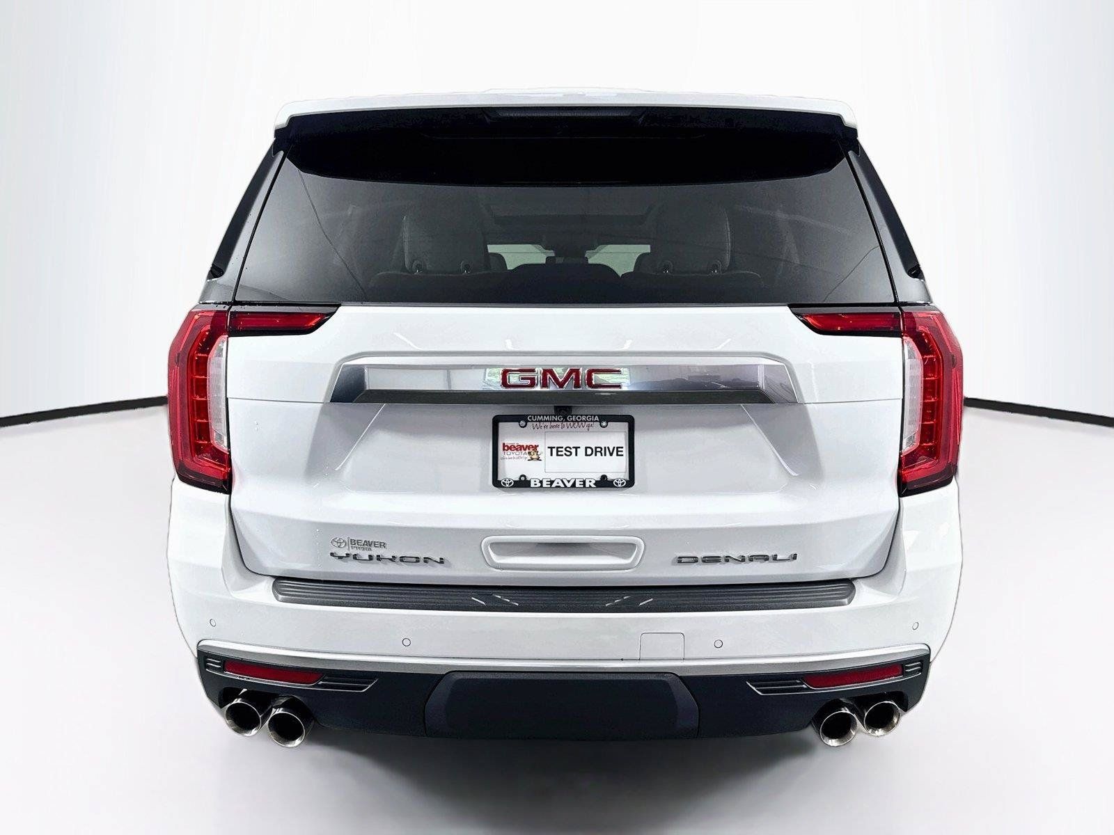 Used 2024 GMC Yukon XL Denali AWD/4WD image 12