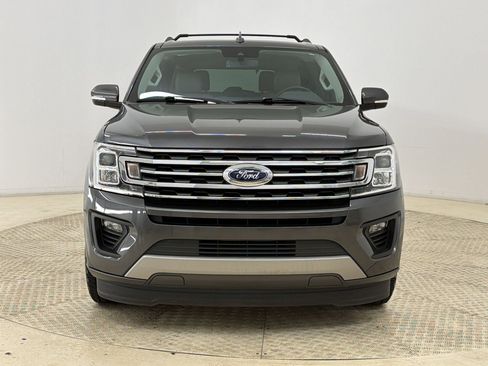 Used 2020 Ford Expedition XLT w/ Equipment Group 202A RWD image 6