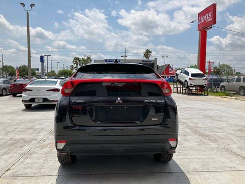 Used 2018 Mitsubishi Eclipse Cross LE AWD/4WD image 6