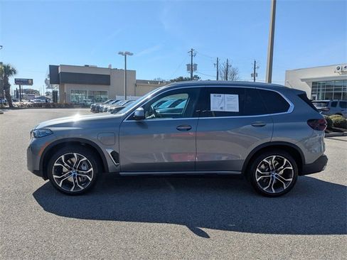Used 2025 BMW X5 xDrive50e image 7