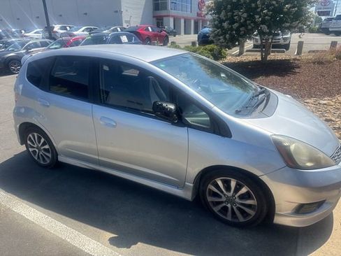 Used 2013 Honda Fit Sport image 2