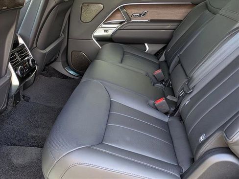 New 2026 Land Rover Range Rover Long Wheelbase Autobiography AWD/4WD image 17