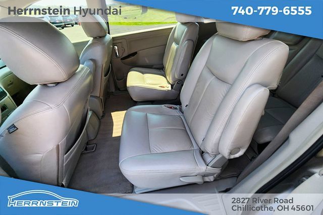 Used 2013 Nissan Quest SV w/ Value Cargo Pkg FWD image 21