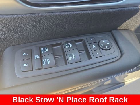 New 2026 Chrysler Pacifica Limited w/ S Appearance Package FWD image 13