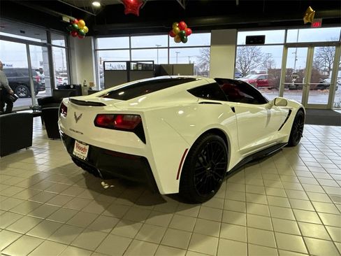 Used 2018 Chevrolet Corvette Stingray Coupe w/ 1LT image 8