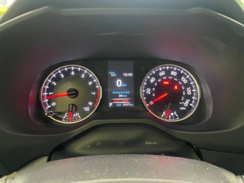 Used 2021 Toyota RAV4 LE AWD/4WD image 13