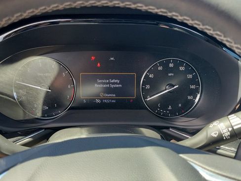 Used 2022 Buick Envision Preferred FWD image 21