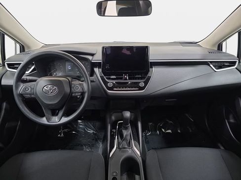Certified 2025 Toyota Corolla LE FWD image 9