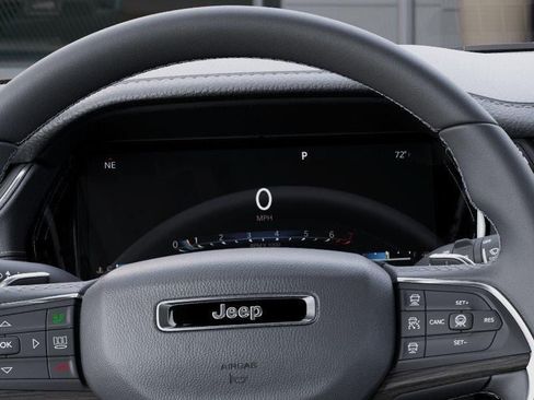 New 2026 Jeep Grand Cherokee Altitude AWD/4WD image 17