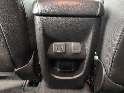 Used 2021 Chevrolet Colorado LT w/ Safety Package AWD/4WD image 23