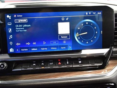 Used 2023 Chevrolet Silverado 1500 LT AWD/4WD image 7