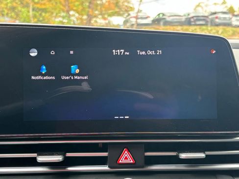 Used 2023 Hyundai Elantra Limited image 43