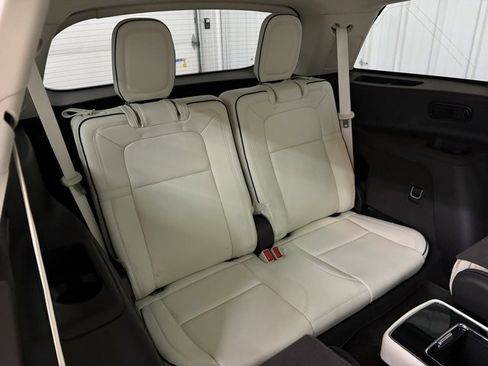 Used 2020 Lincoln Aviator Black Label w/ Dynamic Handling Package image 17