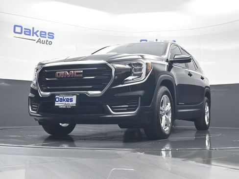 Used 2023 GMC Terrain SLE w/ Driver Convenience Package image 41