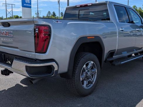 New 2026 GMC Sierra 2500 SLT w/ SLT Premium Package AWD/4WD image 7