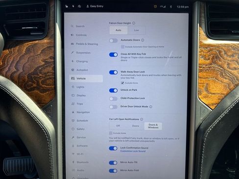 Used 2020 Tesla Model X AWD/4WD image 39