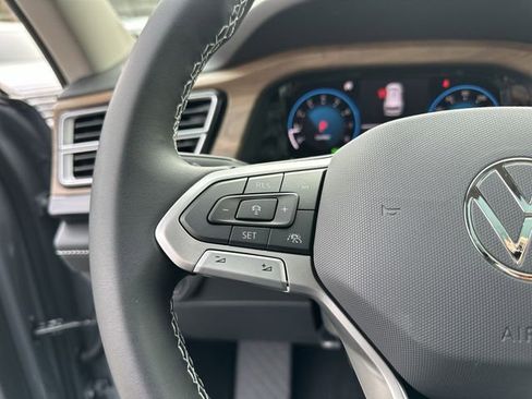 New 2026 Volkswagen Atlas SE image 17