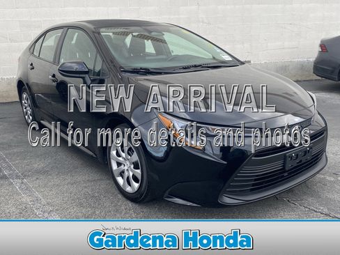Used 2026 Toyota Corolla LE image 1