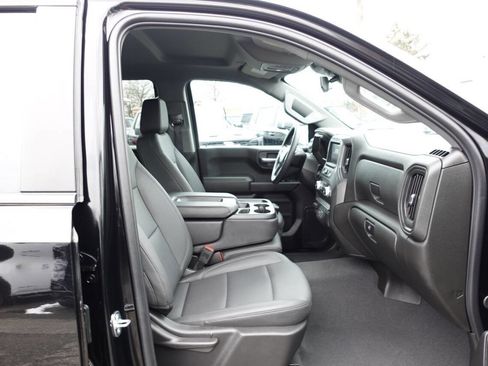 Used 2024 GMC Sierra 1500 Pro w/ Graphite Edition image 33