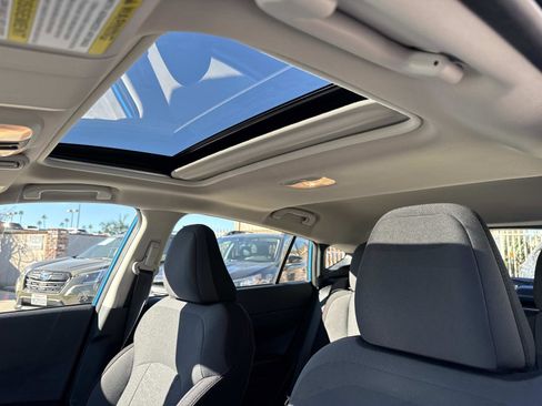 Used 2025 Subaru Impreza 2.0i Sport image 16